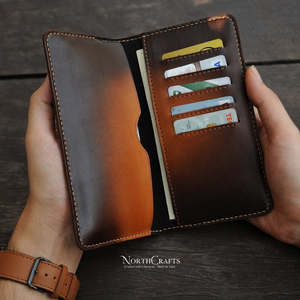Brown Long Leather Wallet with Phone Holder for Men – Personalized Handmade – NorthCrafts | NorthCrafts