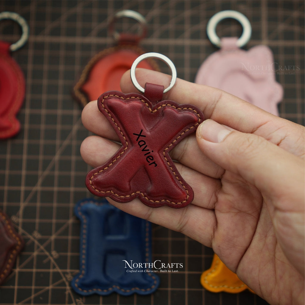 Leather Initial Charm Keychain – Personalized Handmade – NorthCrafts | NorthCrafts