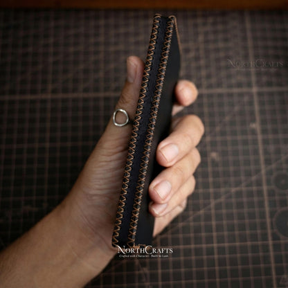 Black Full-Grain Leather Phone Sleeve for iPhone 17, 16, 15 & 14 Series – Personalized Handmade – NorthCrafts | NorthCrafts