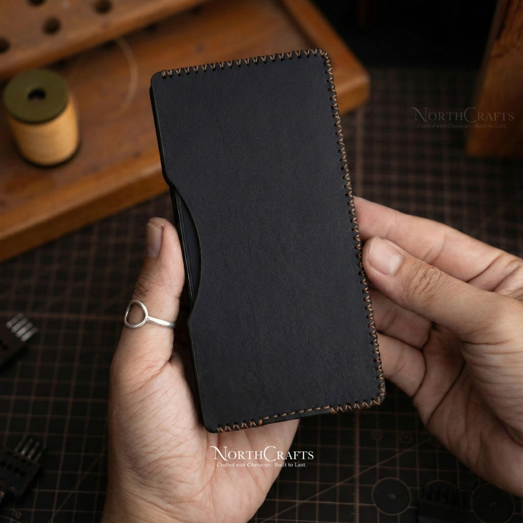 Black Full-Grain Leather Phone Sleeve for iPhone 17, 16, 15 & 14 Series – Personalized Handmade – NorthCrafts | NorthCrafts