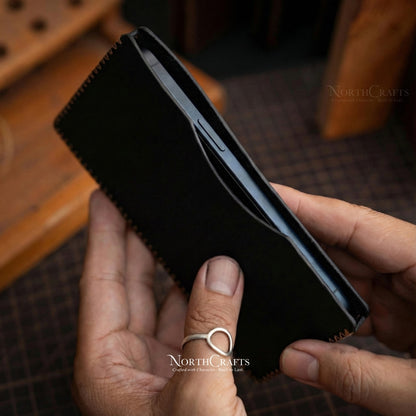Black Full-Grain Leather Phone Sleeve for iPhone 17, 16, 15 & 14 Series – Personalized Handmade – NorthCrafts | NorthCrafts