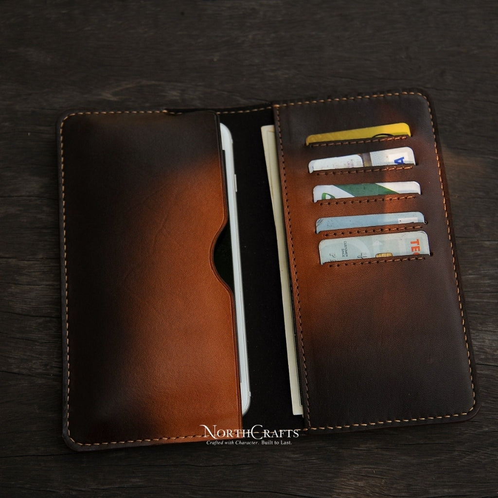 Brown Long Leather Wallet with Phone Holder for Men – Personalized Handmade – NorthCrafts | NorthCrafts