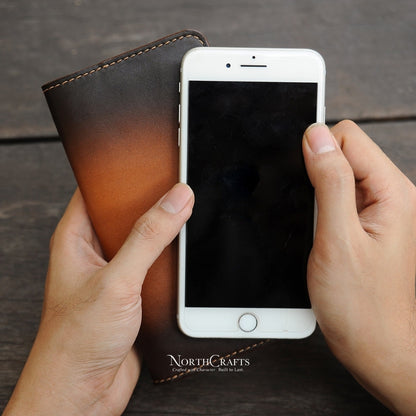 Brown Long Leather Wallet with Phone Holder for Men – Personalized Handmade – NorthCrafts | NorthCrafts