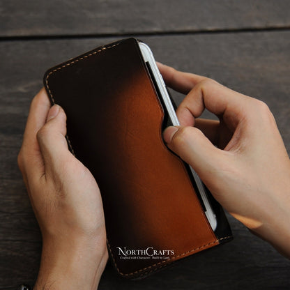 Brown Long Leather Wallet with Phone Holder for Men – Personalized Handmade – NorthCrafts | NorthCrafts