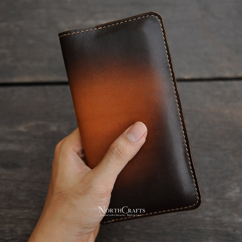 Brown Long Leather Wallet with Phone Holder for Men – Personalized Handmade – NorthCrafts | NorthCrafts