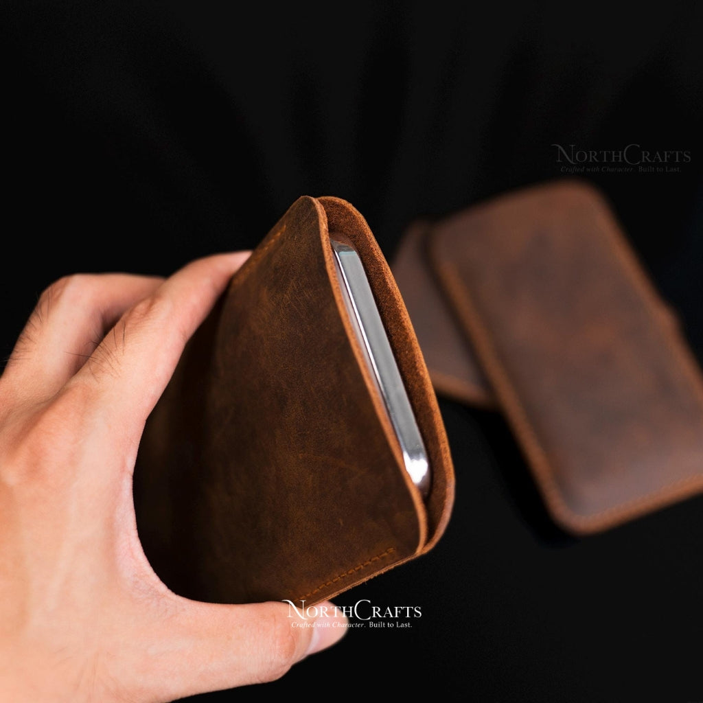 Crazy Horse Leather Phone Pouch for iPhone 17, 16, 15 & 14 Series – Personalized Handmade – NorthCrafts | NorthCrafts