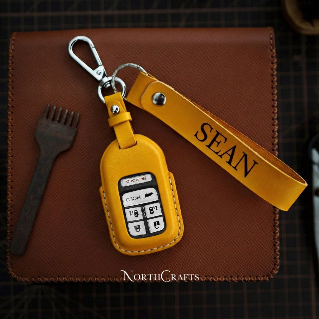 Handcrafted Leather Car Key Fob for Civic, Accord, Pilot, CR-V, HR-V, CR-Z, Odyssey, Ridgeline & Crosstour with Strap & Initial Charm – NorthCrafts