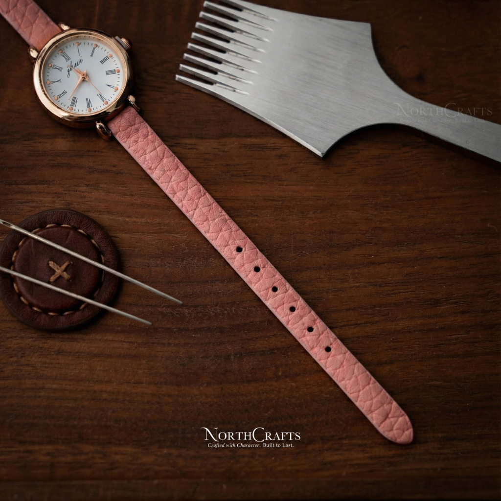 Dusty Pink Small Leather Watch Strap for Women – Personalized Handmade – NorthCrafts | NorthCrafts