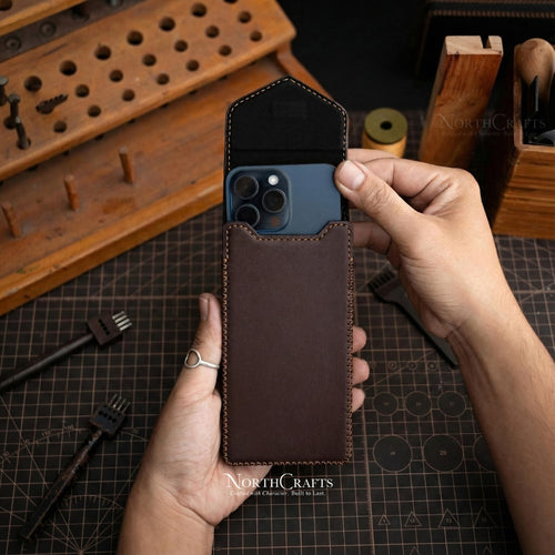 Full-Grain Leather Phone Holster with Belt Loop for iPhone 17, 16, 15 & 14 Series – Personalized Handmade – NorthCrafts | NorthCrafts