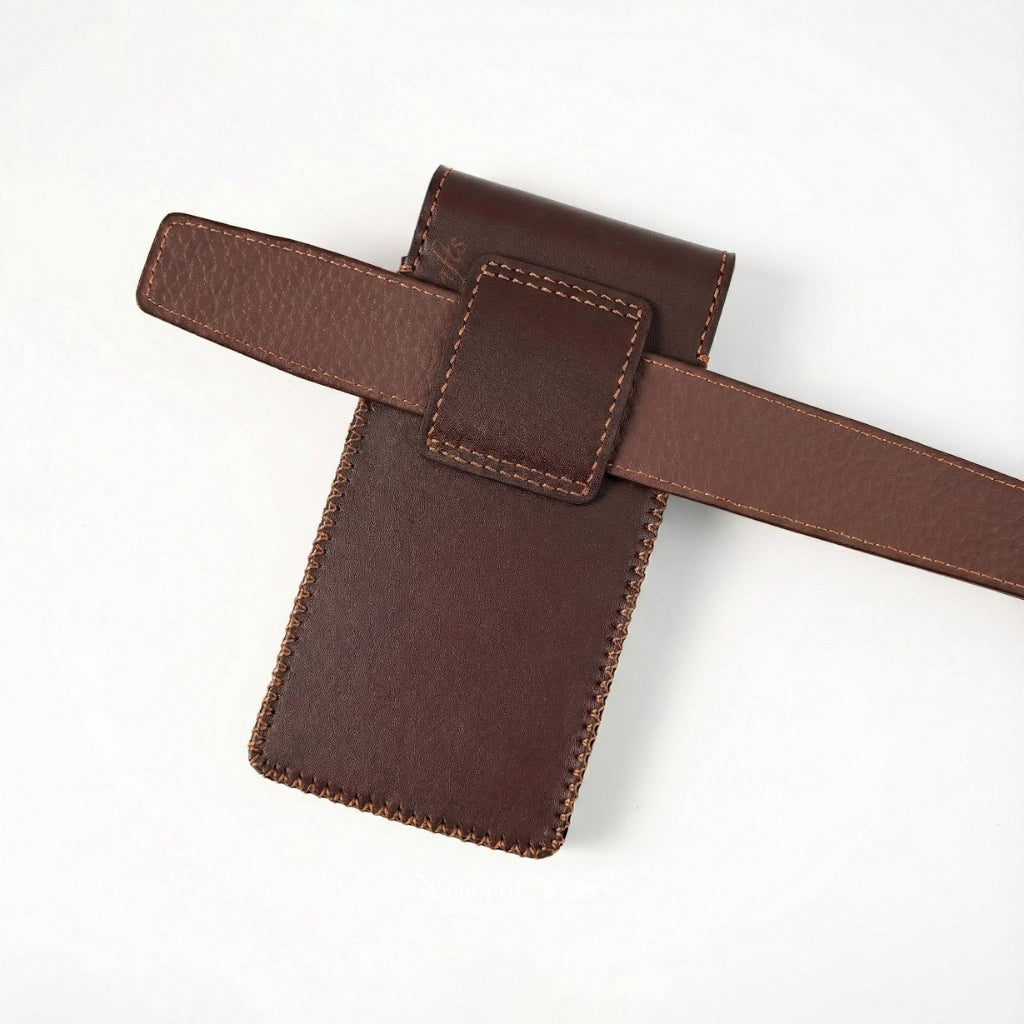 Full-Grain Leather Phone Holster with Belt Loop for iPhone 17, 16, 15 & 14 Series – Personalized Handmade – NorthCrafts | NorthCrafts