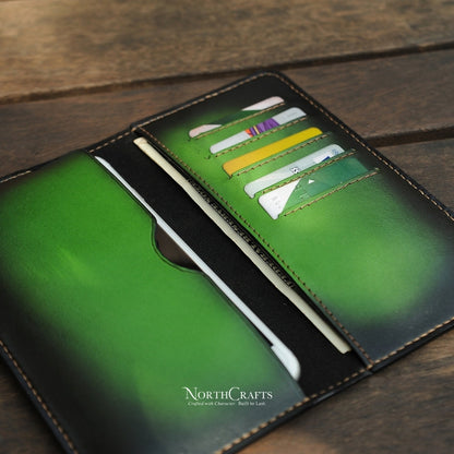 Green Long Leather Wallet with Phone Holder for Men – Personalized Handmade – NorthCrafts | NorthCrafts