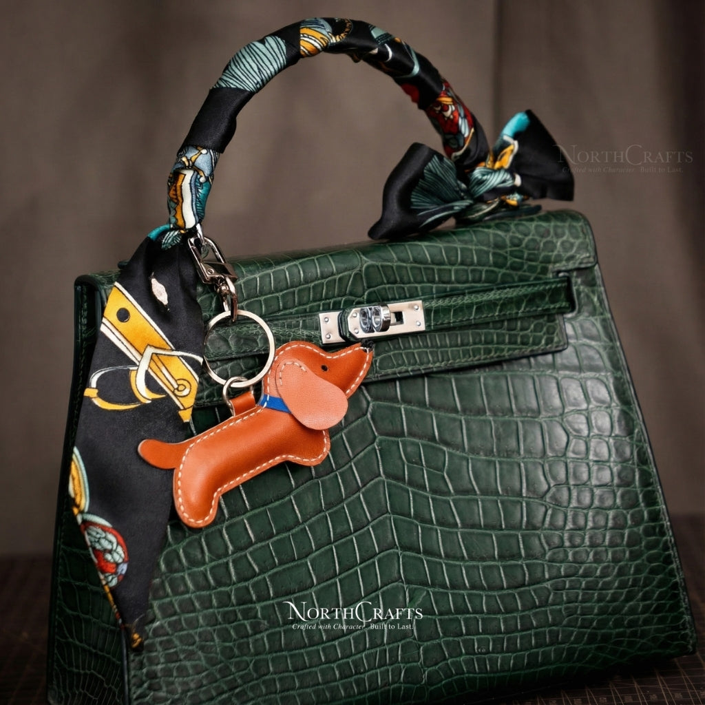 Leather Dachshund Bag Charm – Personalized Handmade – NorthCrafts | NorthCrafts