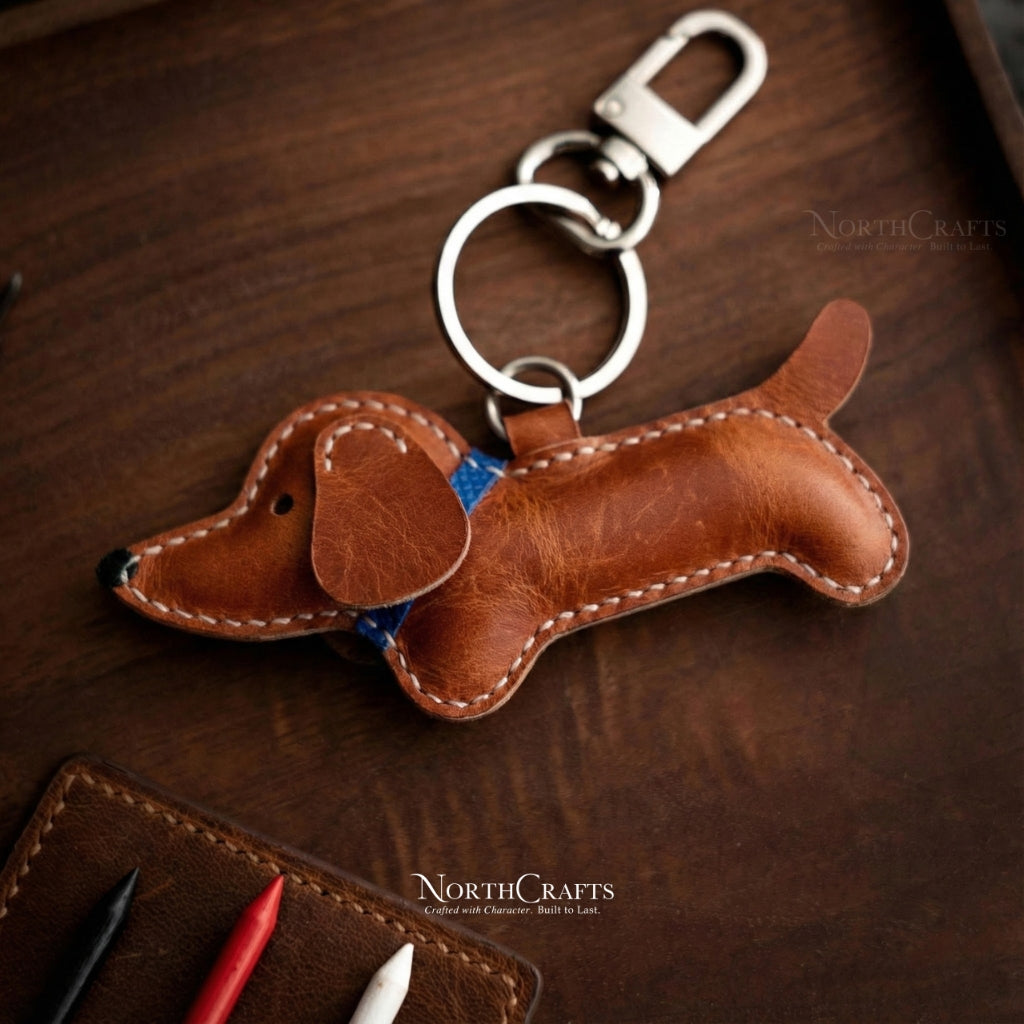 Leather Dachshund Bag Charm – Personalized Handmade – NorthCrafts | NorthCrafts