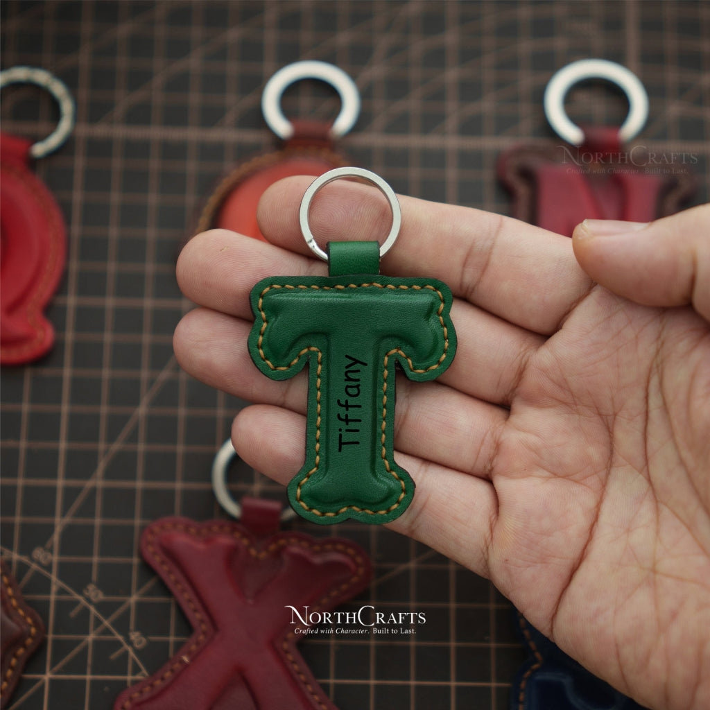 Leather Initial Charm Keychain – Personalized Handmade – NorthCrafts | NorthCrafts