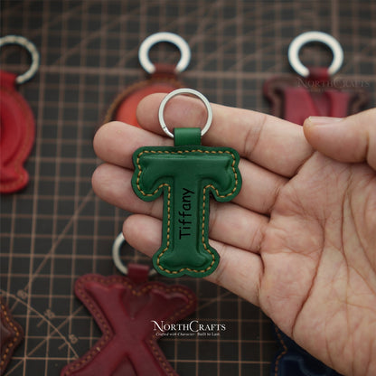 Leather Initial Charm Keychain – Personalized Handmade – NorthCrafts | NorthCrafts