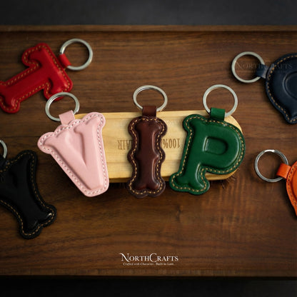Leather Initial Charm Keychain – Personalized Handmade – NorthCrafts | NorthCrafts