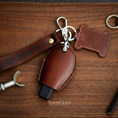 Leather Key Fob Cover for Chrysler Dodge Jeep - Challenger Charger Durango Grand Caravan Journey Magnum Ram Commander Grand Cherokee | NorthCrafts