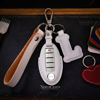 Leather Key Fob Cover for Nissan Altima, Maxima, Murano, Rogue, Sentra, 370Z & Pathfinder – Personalized Handmade – NorthCrafts | NorthCrafts