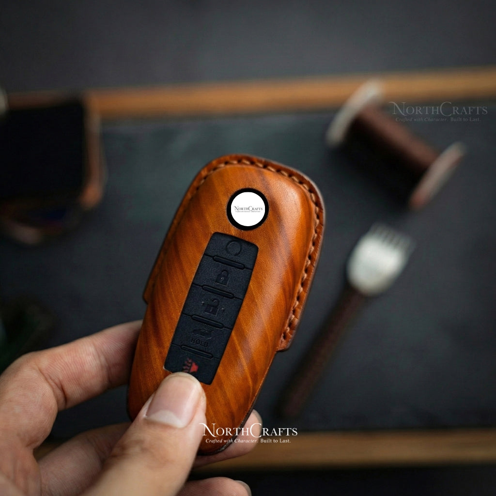 Leather Key Fob Cover for Nissan Ariya, Pathfinder, Kicks, X-Trail, Rogue (8th Gen) & Teana (2023–2024) – Personalized Handmade – NorthCrafts | NorthCrafts