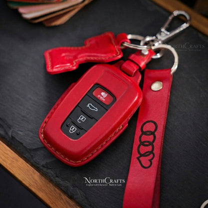Leather Key Fob Cover for Toyota RAV4, Camry, Corolla, Avalon, C-HR, Prius, GT86 & Highlander (2020–2021) – Personalized Handmade – NorthCrafts | NorthCrafts