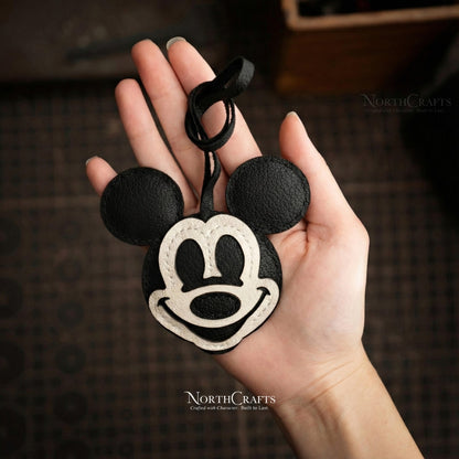 Leather Mouse Bag Charm for Women – Personalized Handmade – NorthCrafts | NorthCrafts