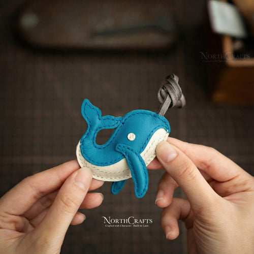 Leather Whale Bag Charm for Women – Personalized Handmade – NorthCrafts | NorthCrafts