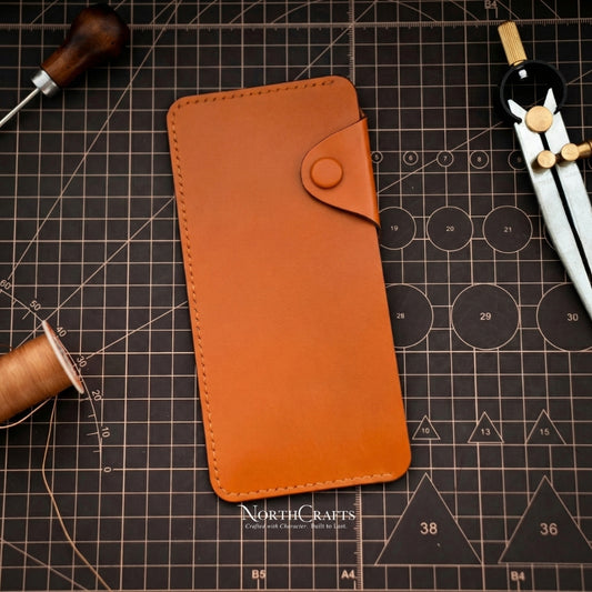 Long Minimal Leather Cash Wallet with Zipper Closure for Women – Personalized Handmade – NorthCrafts