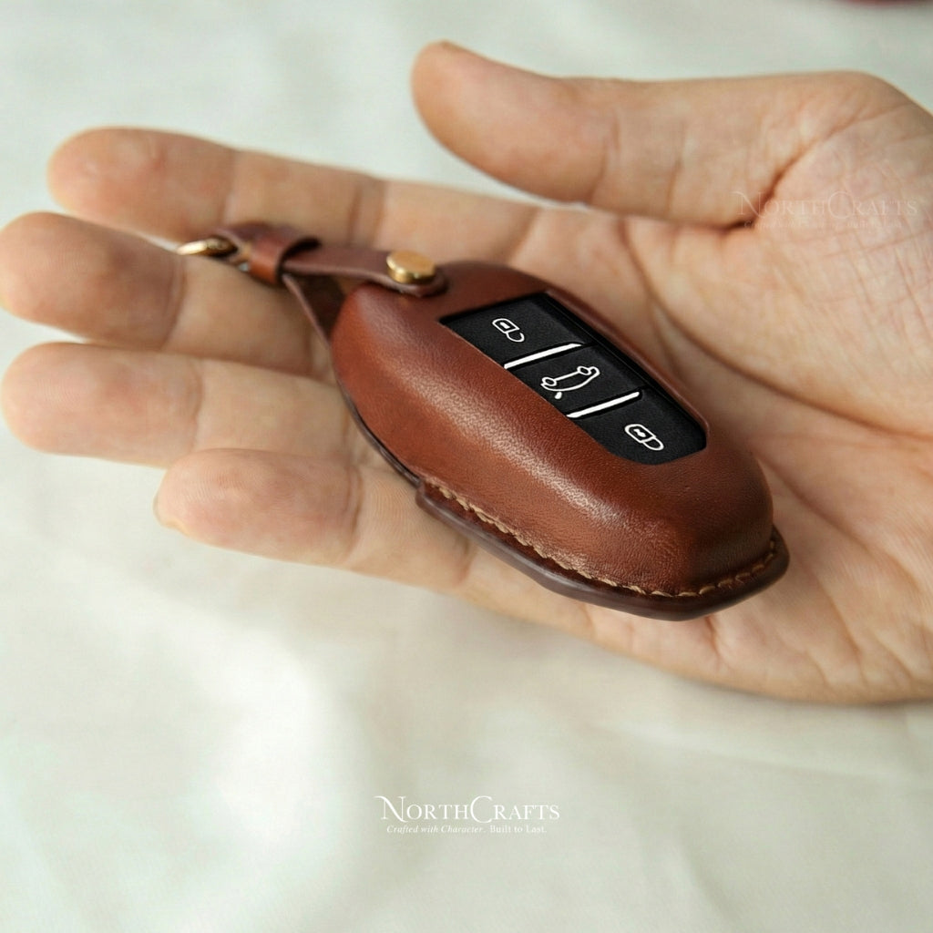 Brown Leather Key Case for Peugeot – Personalized Handmade – NorthCrafts | NorthCrafts