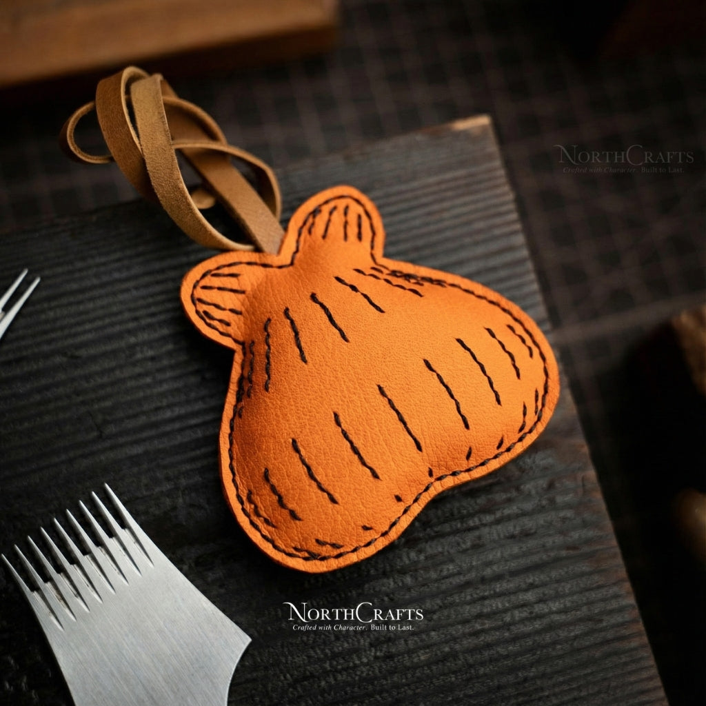 Personalized Handcrafted Leather Cartoon Cat Bag Charm for Women – NorthCrafts