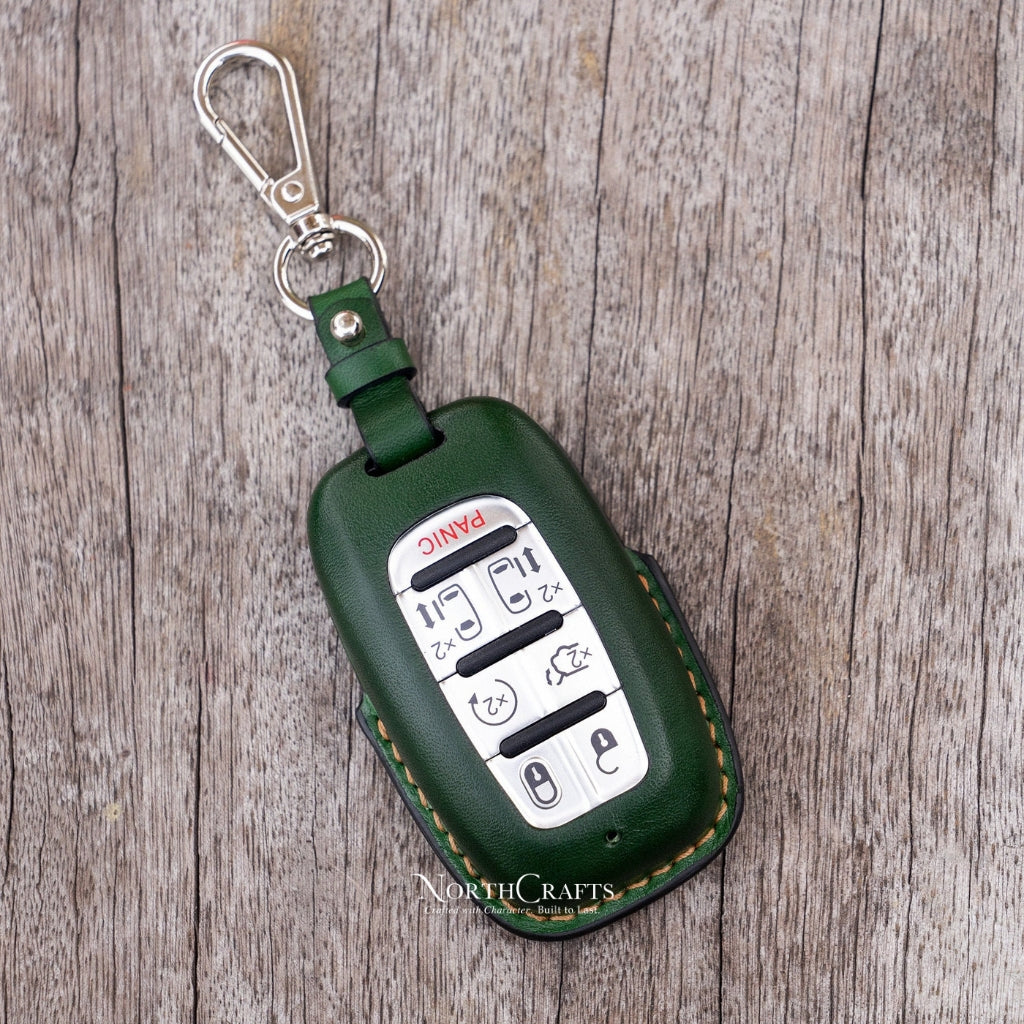 Leather Key Fob Cover for Chrysler Voyager & Pacifica – Personalized Handmade – NorthCrafts | NorthCrafts