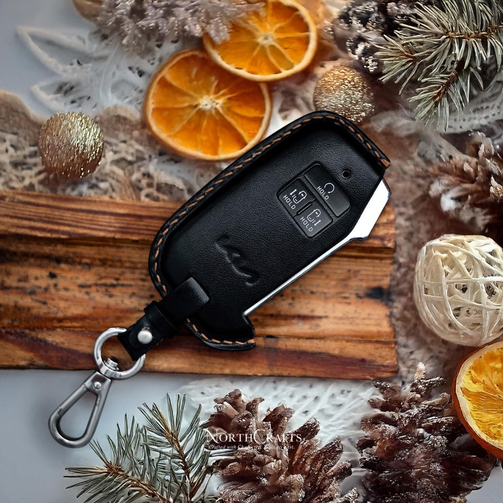 Leather Key Fob Cover for Kia Forte, Seltos, Soul, Sportage, Sorento, Cerato, Telluride, K5 & Niro – Personalized Handmade – NorthCrafts | NorthCrafts