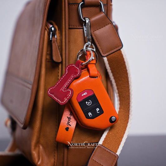 Leather Key Fob Cover with Strap and Initial Charm for Wrangler JL, JLU & Rubicon – Personalized Handmade – NorthCrafts | NorthCrafts