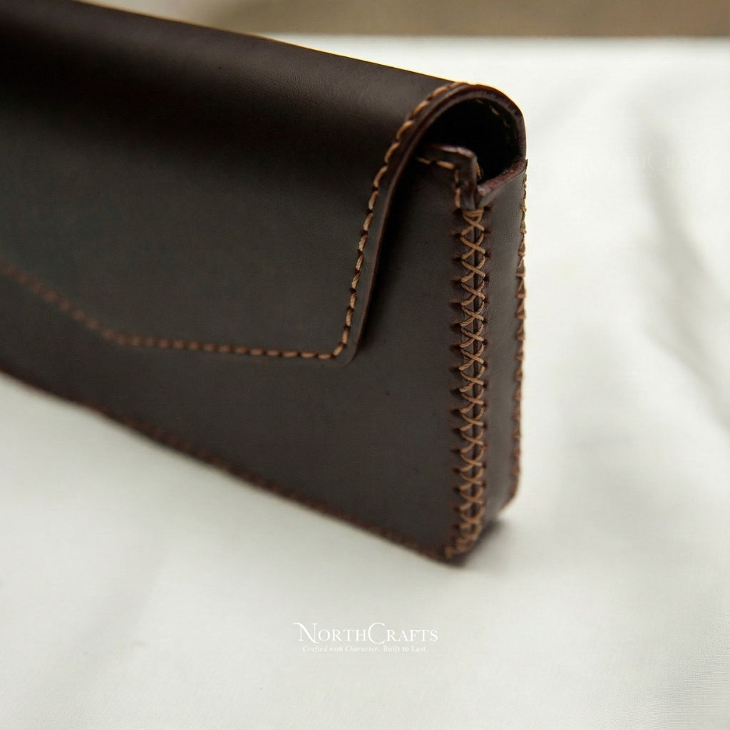 Leather Phone Case with Belt Loop for iPhone 15 Series, iPhone 16 Series & iPhone 17 Series – Personalized Handmade – NorthCrafts | NorthCrafts