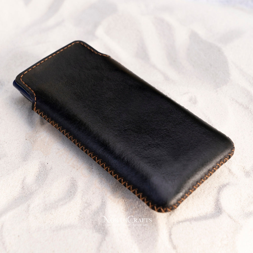 Personalized Handcrafted Leather Phone Sleeve for iPhone 17 Series, iPhone 16 Series & iPhone 15 Series – NorthCrafts