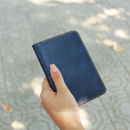 Minimal Leather Passport Cover with Card Holder – Personalized Handmade – NorthCrafts | NorthCrafts