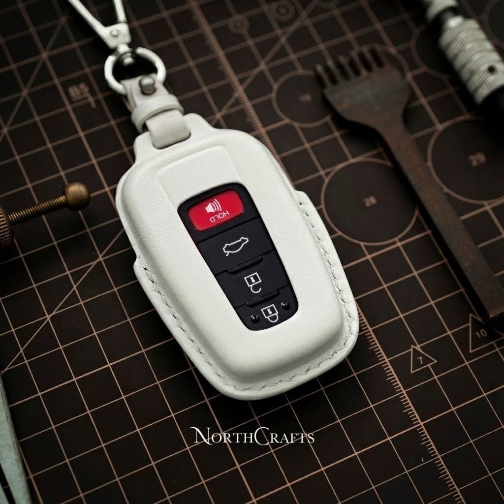 Handcrafted Leather Key Cover for RAV4, Camry, Corolla, Avalon, C-HR, Prius, GT86 & Highlander with Strap & Initial Charm – NorthCrafts